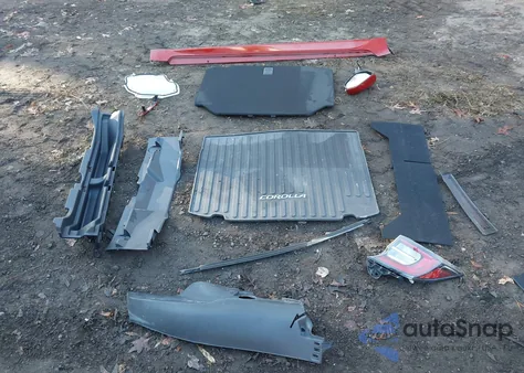 2020 Toyota Corolla Se из США, поврежденный, VIN JTND4RBE1L3085156